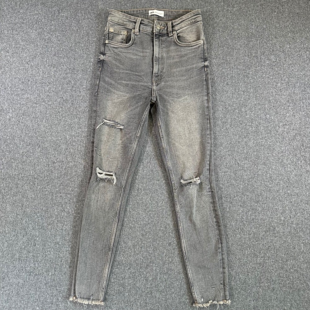 Zara Womens High Waisted Skinny Jeans Grey Ripped Knee Raw Hem Size 4 Denim 👖
